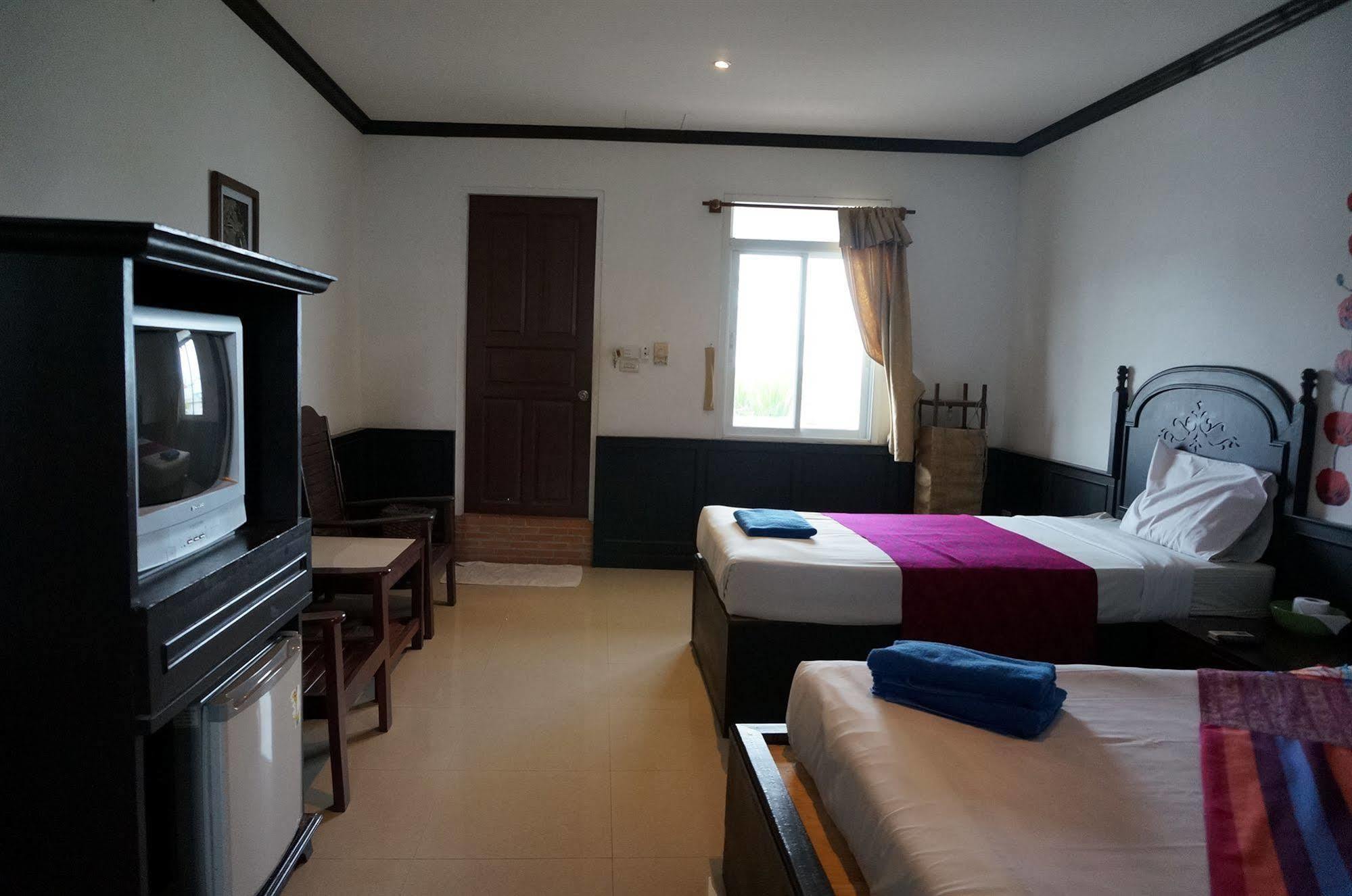 Sand Inn Hotel Hua Hin Dış mekan fotoğraf